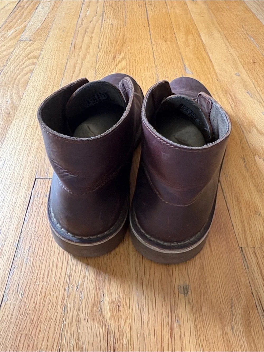 Clarks Men's Brown Leather Chukka Boots
